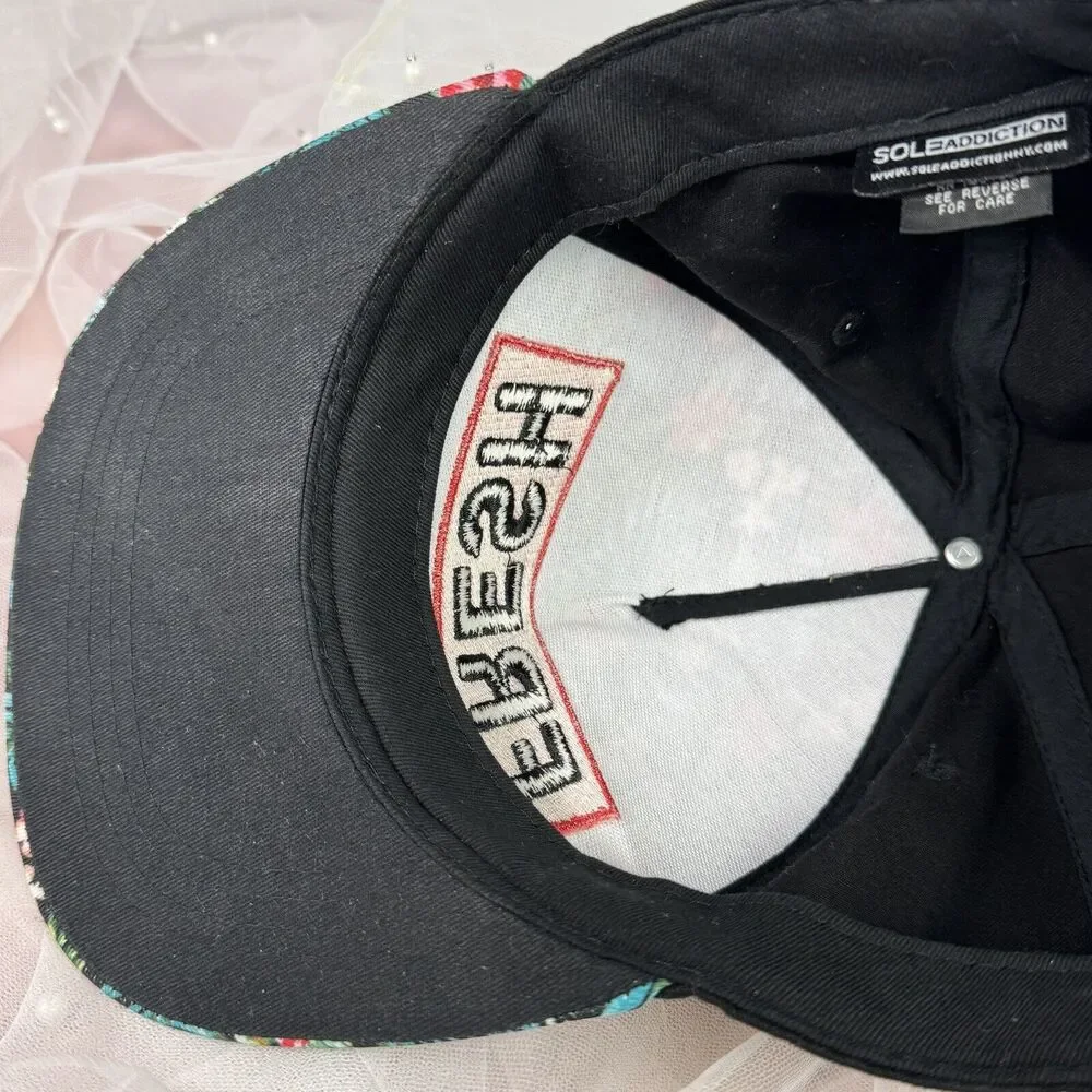 Sole‎ Addiction Fresh Floral Black Snapback Baseball Cap Hat Womens Tropical